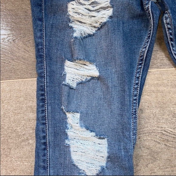 🔺SOLD🔺Hollister Curvy Hight Rise Super Skinny Ripped Jeans Soft Stretch - Picture 9 of 11